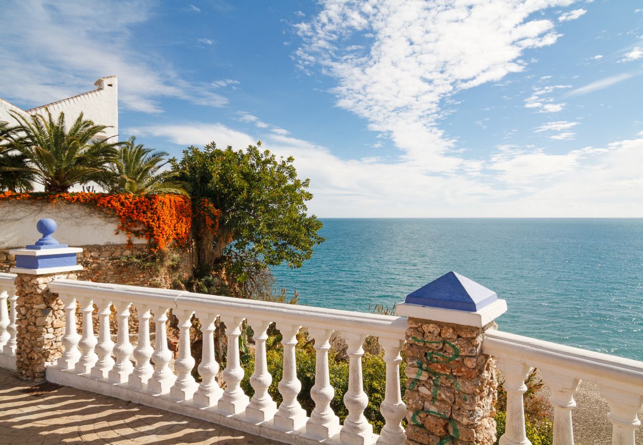 Estudio en Nerja - Estudio en Edificio Carabo con Vistas al Mar Ref 104