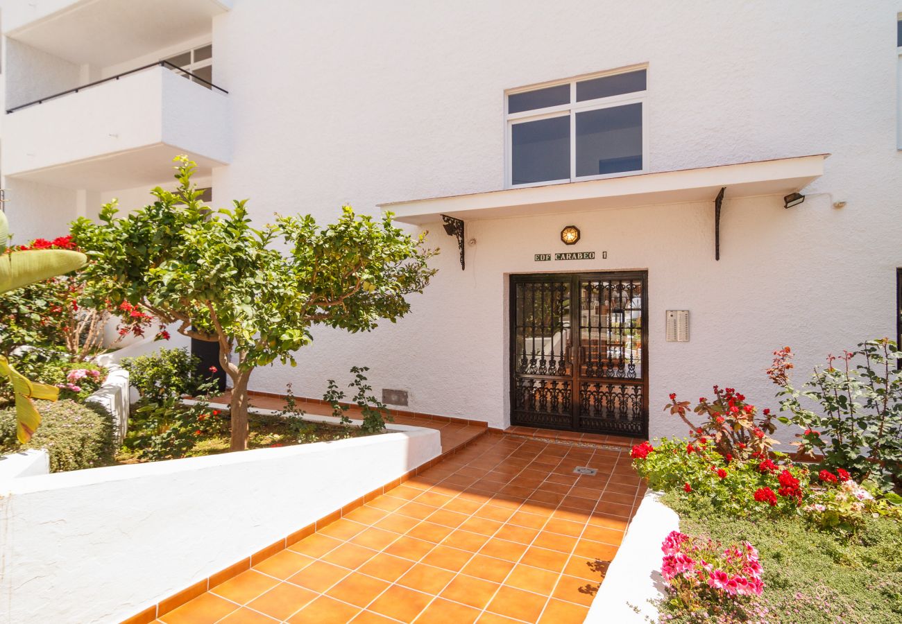 Apartamento en Nerja - Apartamento amplio y luminoso en Nerja von vistas al mar Ref 335