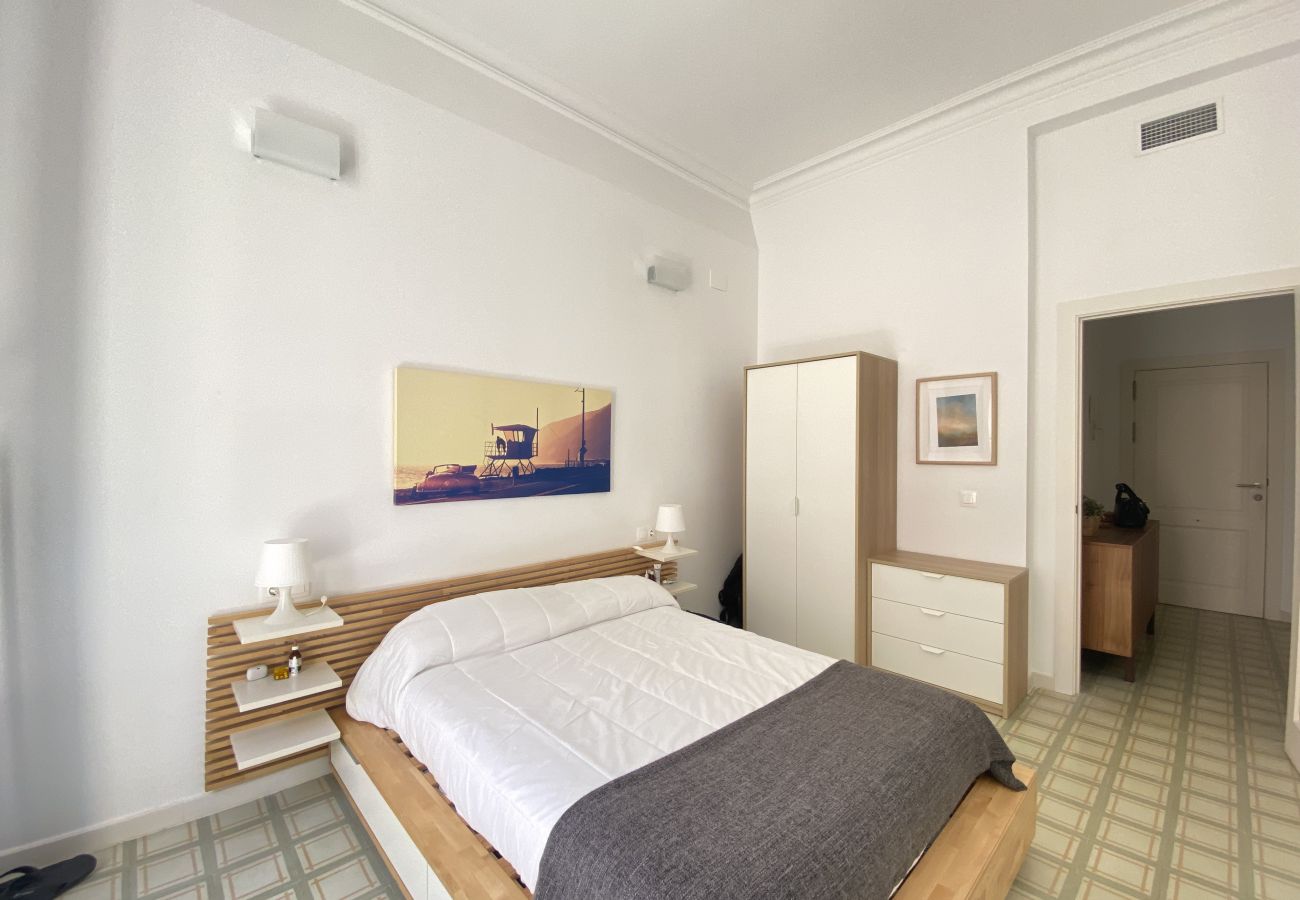 Apartamento en Tarragona - TH95 Gran Apartamento en el centro de Tarragona con Aire Acondicionado