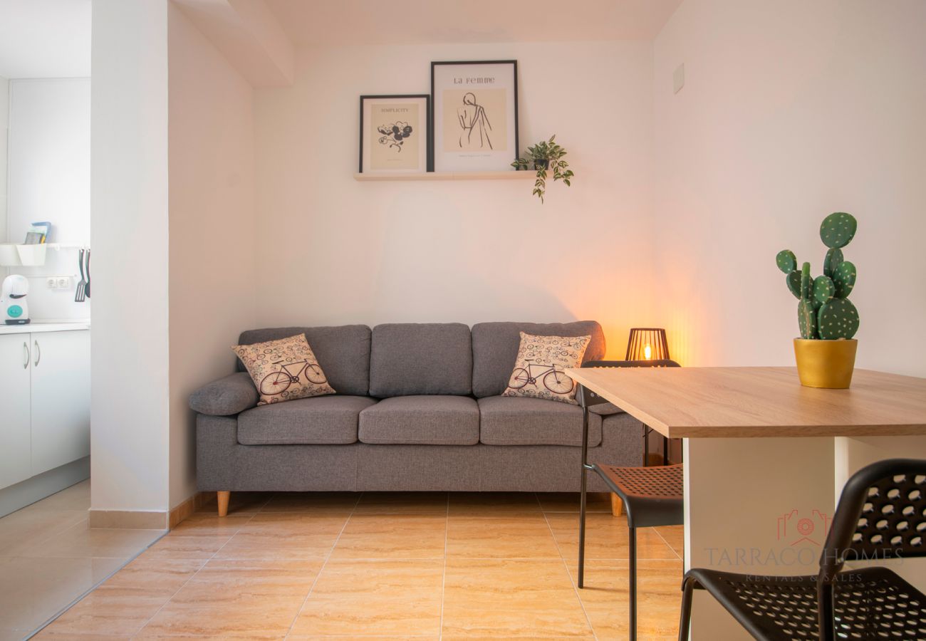 Apartamento en Tarragona - TH08 Apartamento Céntrico con Patio Privado en Tarragona