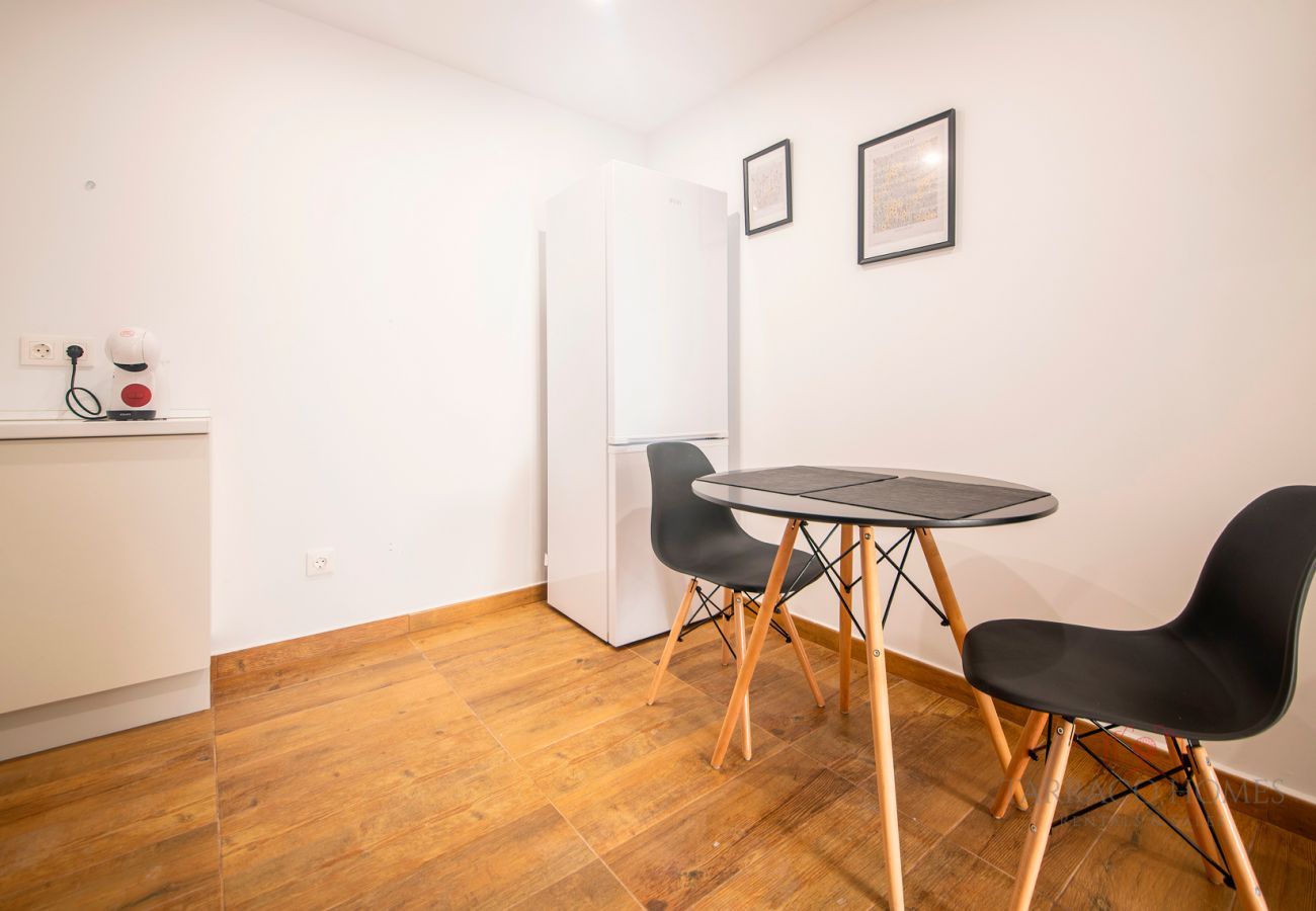 Apartamento en Tarragona - TH08 Apartamento Céntrico con Patio Privado en Tarragona