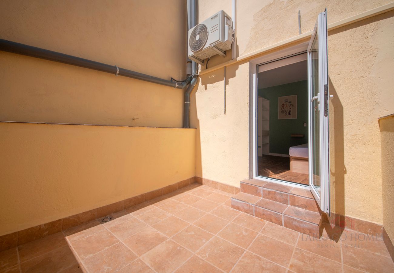 Apartamento en Tarragona - TH08 Apartamento Céntrico con Patio Privado en Tarragona