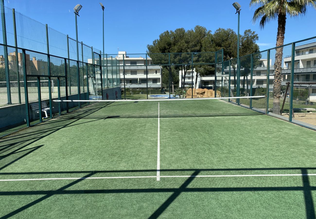 Apartamento en Salou - TH26 Apartamento en Salou con Piscina, Pista de Padel y Tenis