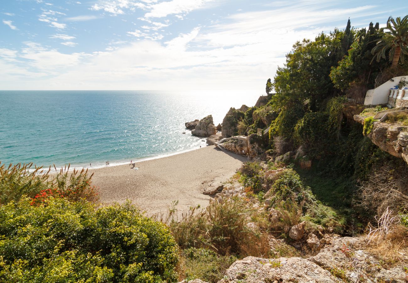 Apartment in Nerja - Modern apartment in Carabeo building on the 5th floor Ref 127