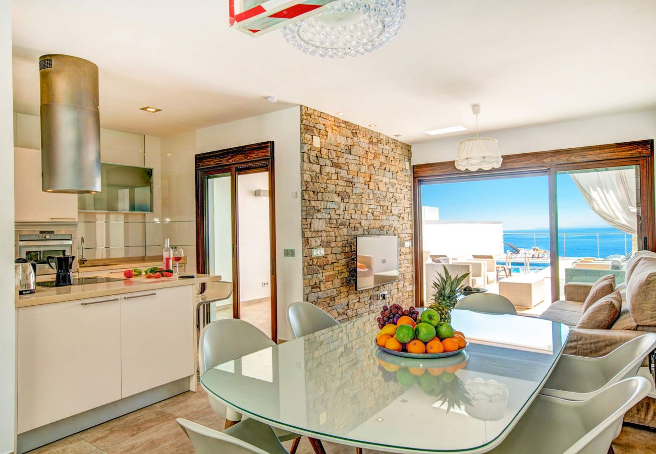 Villa in Torrox Costa - Luxury villa with WiFi and private pool - Las Luisas 2