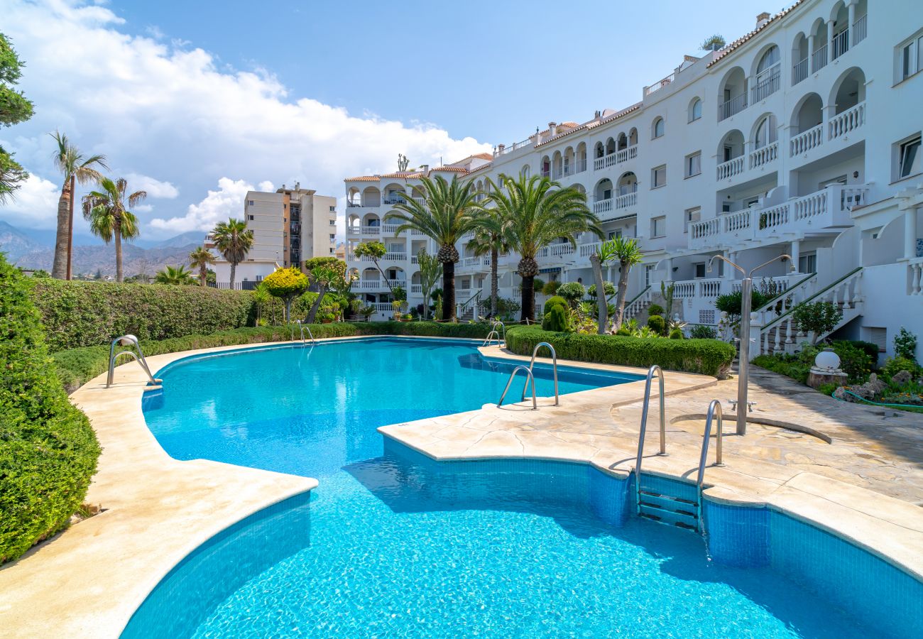 Apartment in Nerja - Apartment Stella Maris 50m from the beach