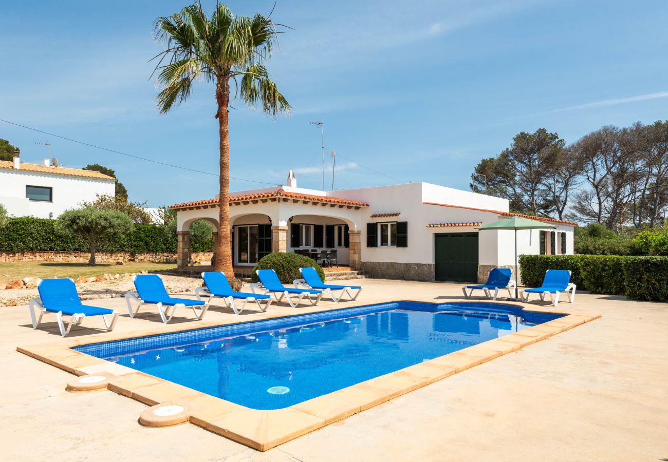 Villa in Cala Blanca - VILLA BINISARET 1