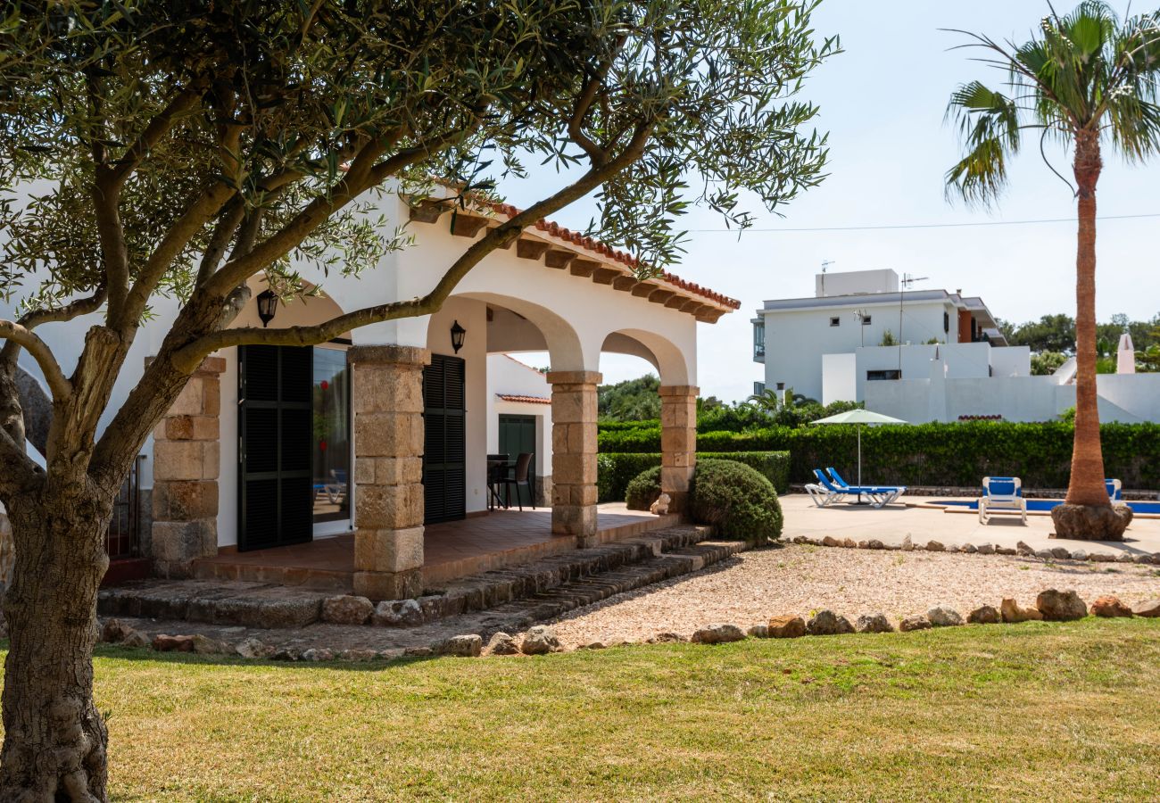 Villa in Cala Blanca - VILLA BINISARET 1