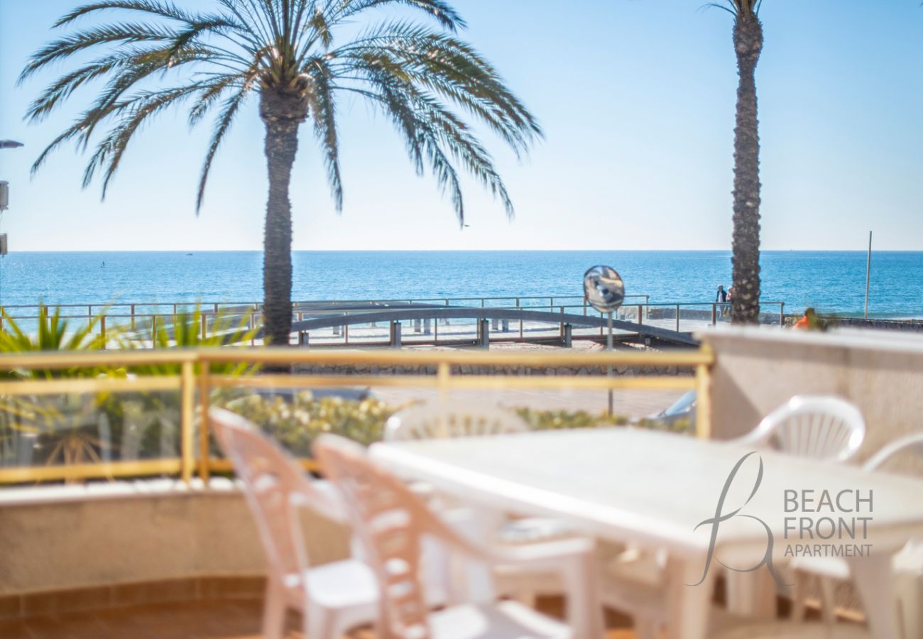 Apartment in Calafell - R139 Beachfront Apartment Cal Guillem