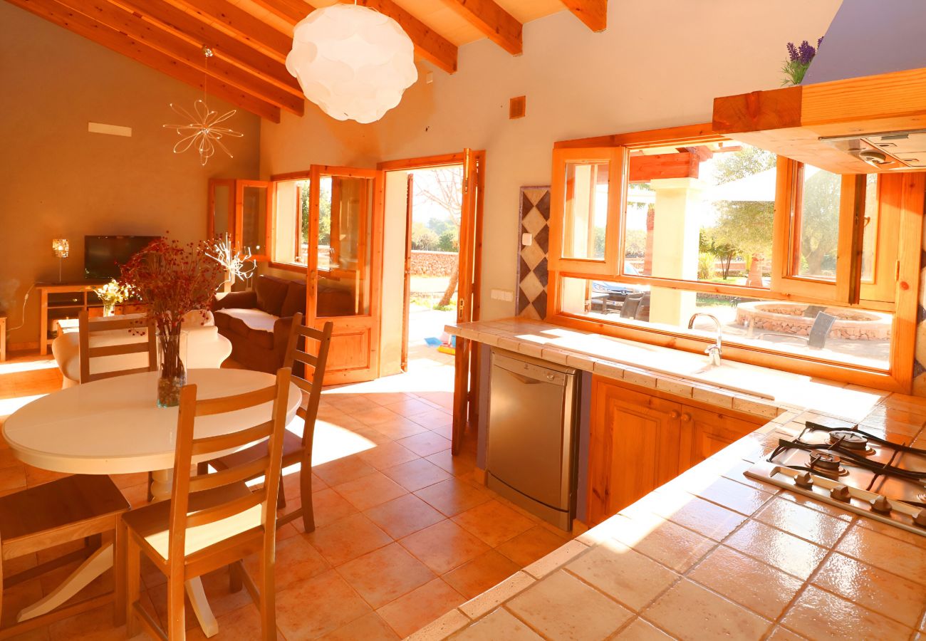 Country house in Campos - Linda 416 fantastic villa with private pool, large garden, barbecue and air conditioning