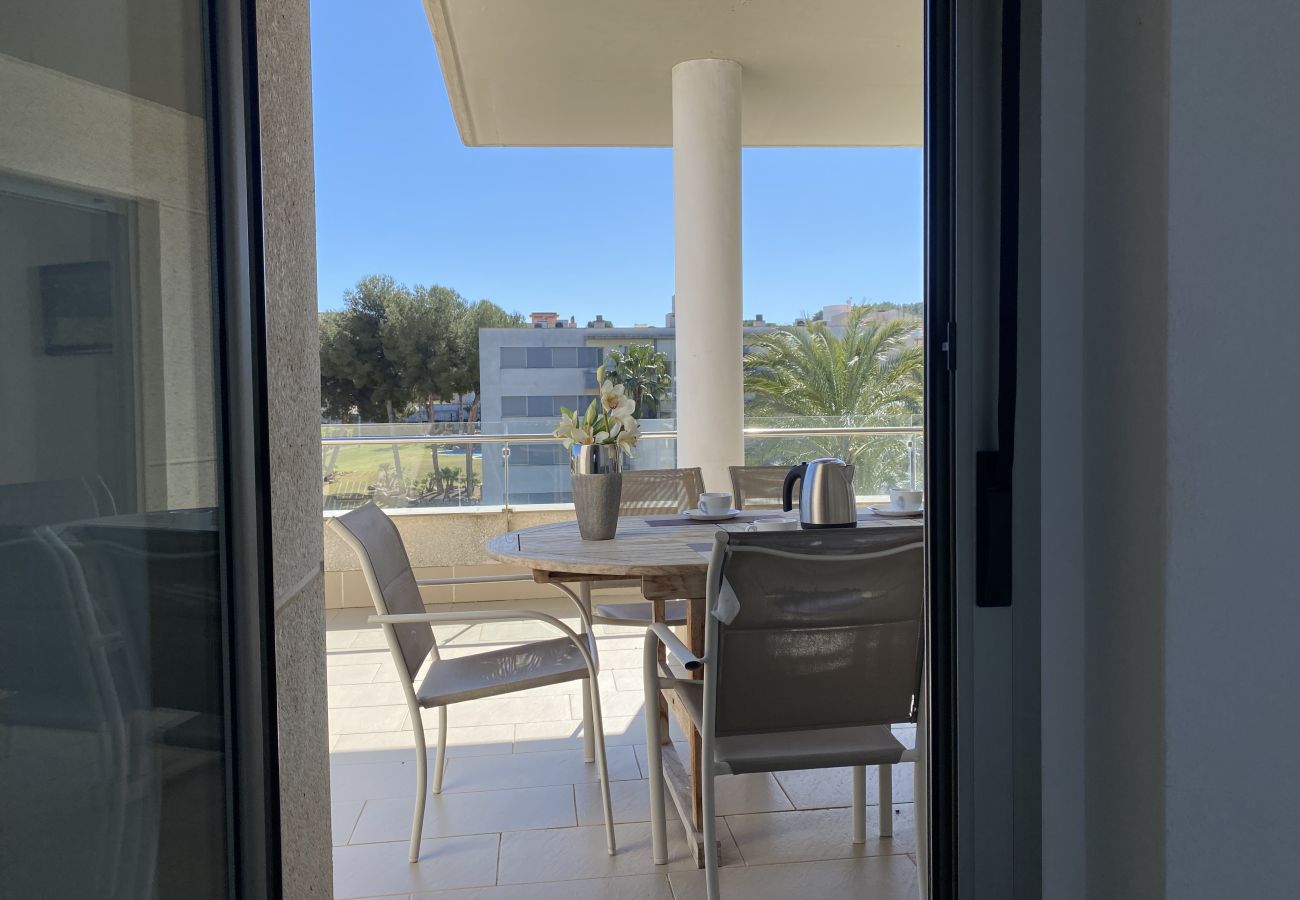 Apartment in Salou - TH26 Apartment in Salou with Pool, Padel, and Tennis Court