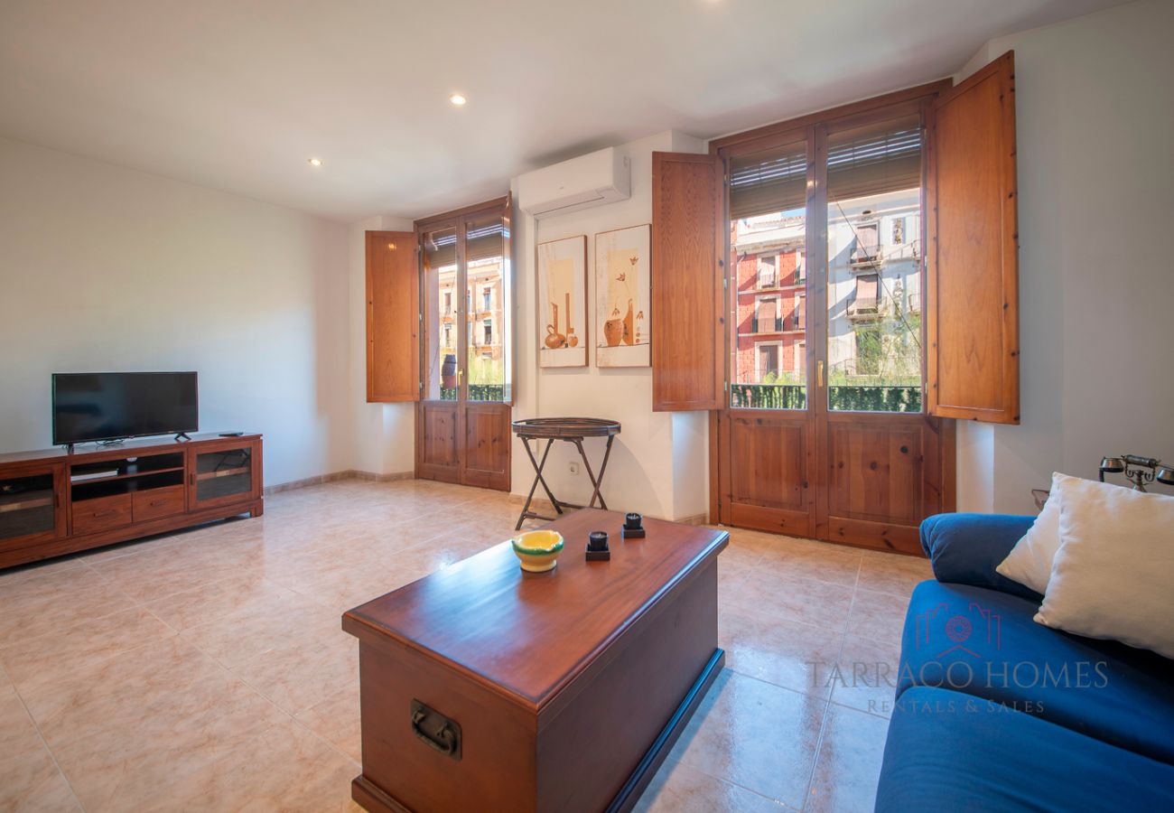 Apartment in Tarragona - TH61 Plaza de la Font Grand Apartment