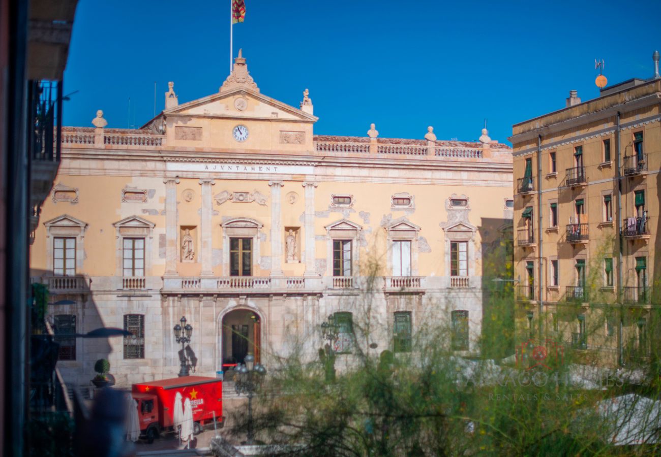 Apartment in Tarragona - TH61 Plaza de la Font Grand Apartment