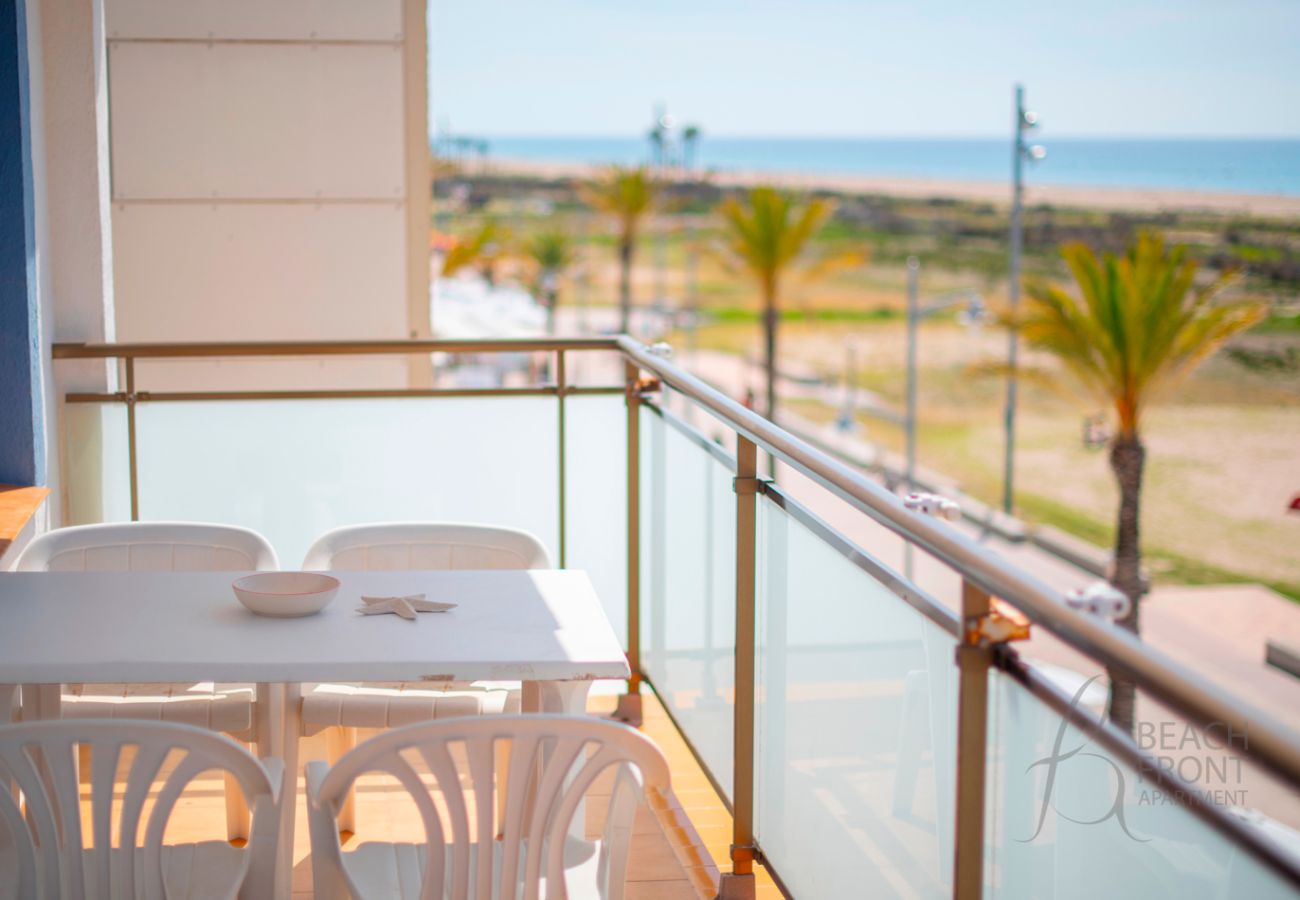 Apartment in Coma-Ruga - R155 Modern Apartment with sea view and Terrace in Coma-ruga