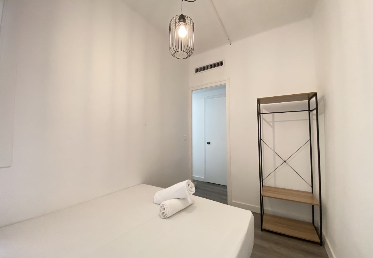 Appartement à Tarragone - TH10 Apprtement Moderne Destral avec Climatisation