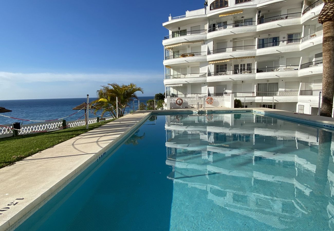 Апартаменты на Nerja - Casasol Holiday Acapulco Playa 306