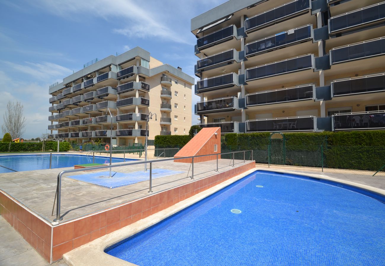 Апартаменты на Ла Пинеда - Nova Pineda 2hab:300m playa,centro La Pineda-Piscinas-Parque-Wifi,parking,ropa gratis