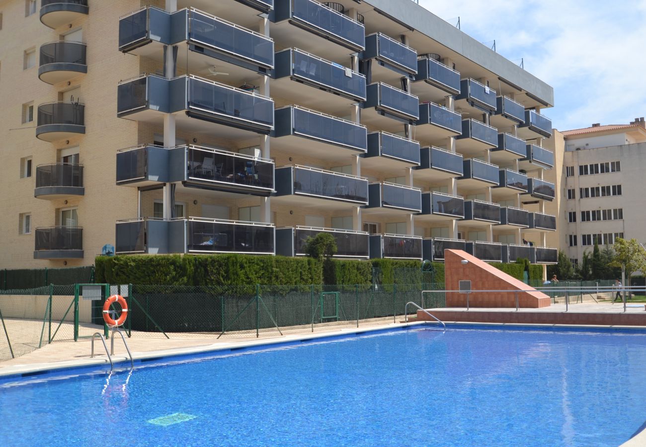 Апартаменты на Ла Пинеда - Nova Pineda 2hab:300m playa,centro La Pineda-Piscinas-Parque-Wifi,parking,ropa gratis