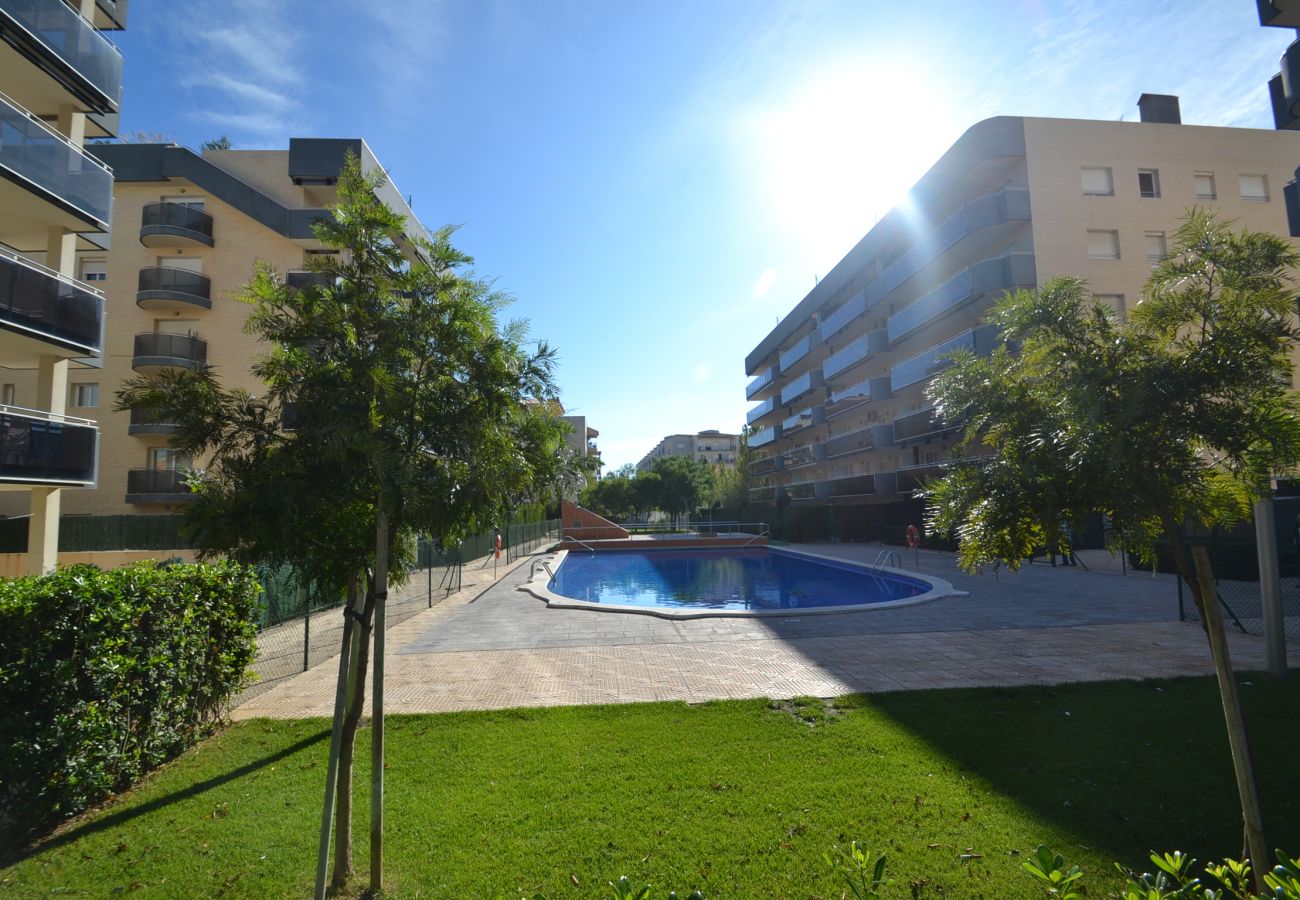 Апартаменты на Ла Пинеда - Nova Pineda 2hab:300m playa,centro La Pineda-Piscinas-Parque-Wifi,parking,ropa gratis