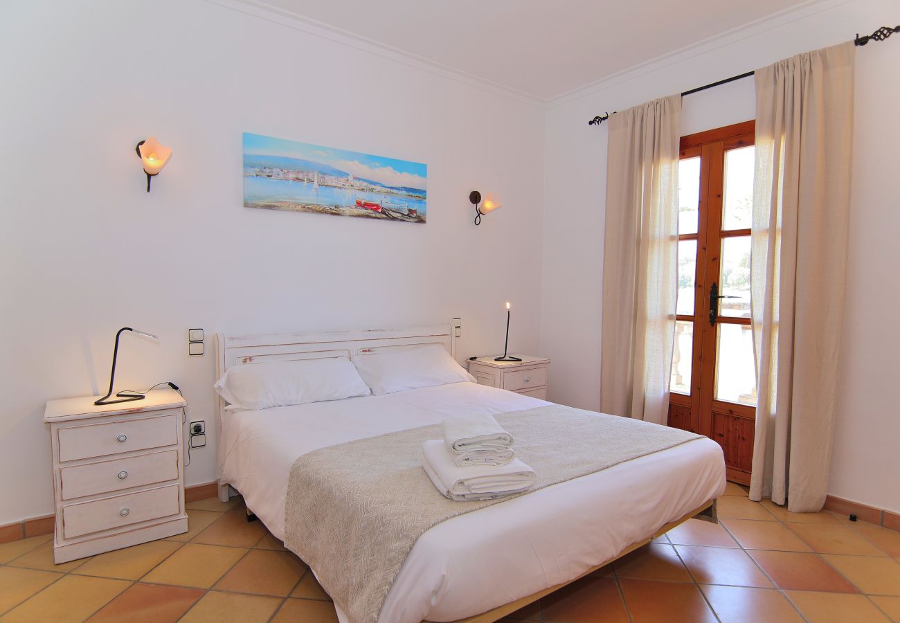 Особняк на Sa Pobla - Can Mussol 040 magnifica villa con piscina privada, gran jardín, zona infantil, billar, ping pong y WiFi