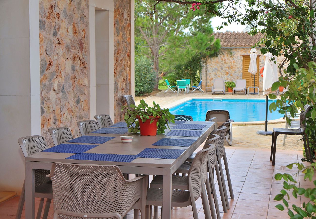 Особняк на Buger - Son Tresco 126 fantástica finca ideal para grupos, con jardín, terraza, ping pong y WiFi