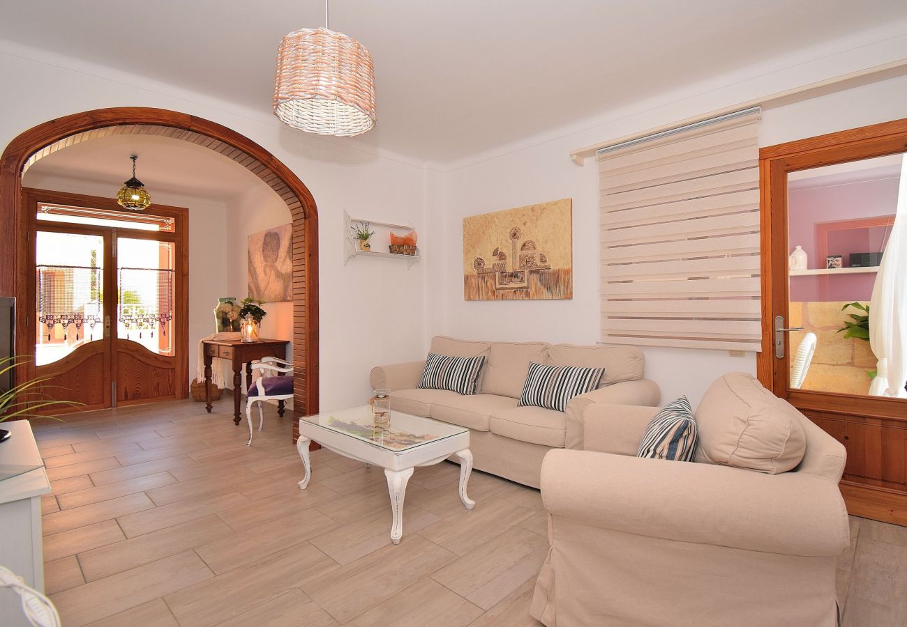 Дом на Santa Margalida - Can Cantino 213 fantástica casa de pueblo con piscina privada, aire acondicionado, terraza, barbacoa y WiFi