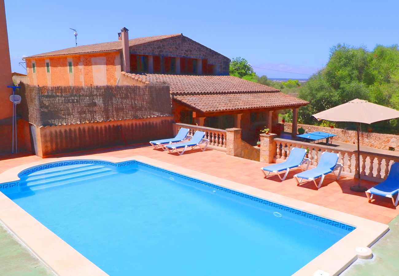 Особняк на Campos - Can Guillem 415 finca rústica con piscina privada, terraza, aire acondicionado y WiFi