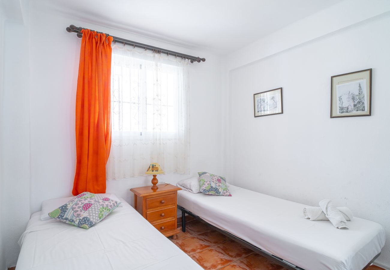 Апартаменты на Nerja - 2 Bedroom Apartment Coronado 148