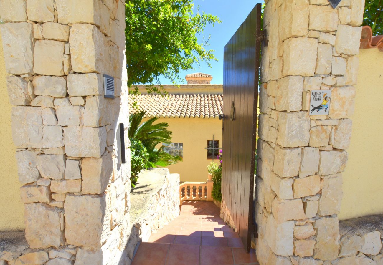 Шале на Хавеа / Javea - 5062-1 Casa Castillo al Mar 