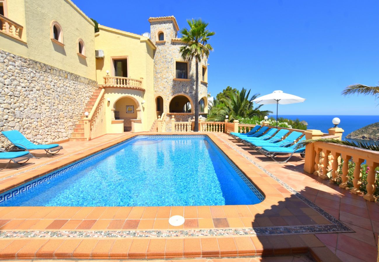 Шале на Хавеа / Javea - 5062-1 Casa Castillo al Mar 