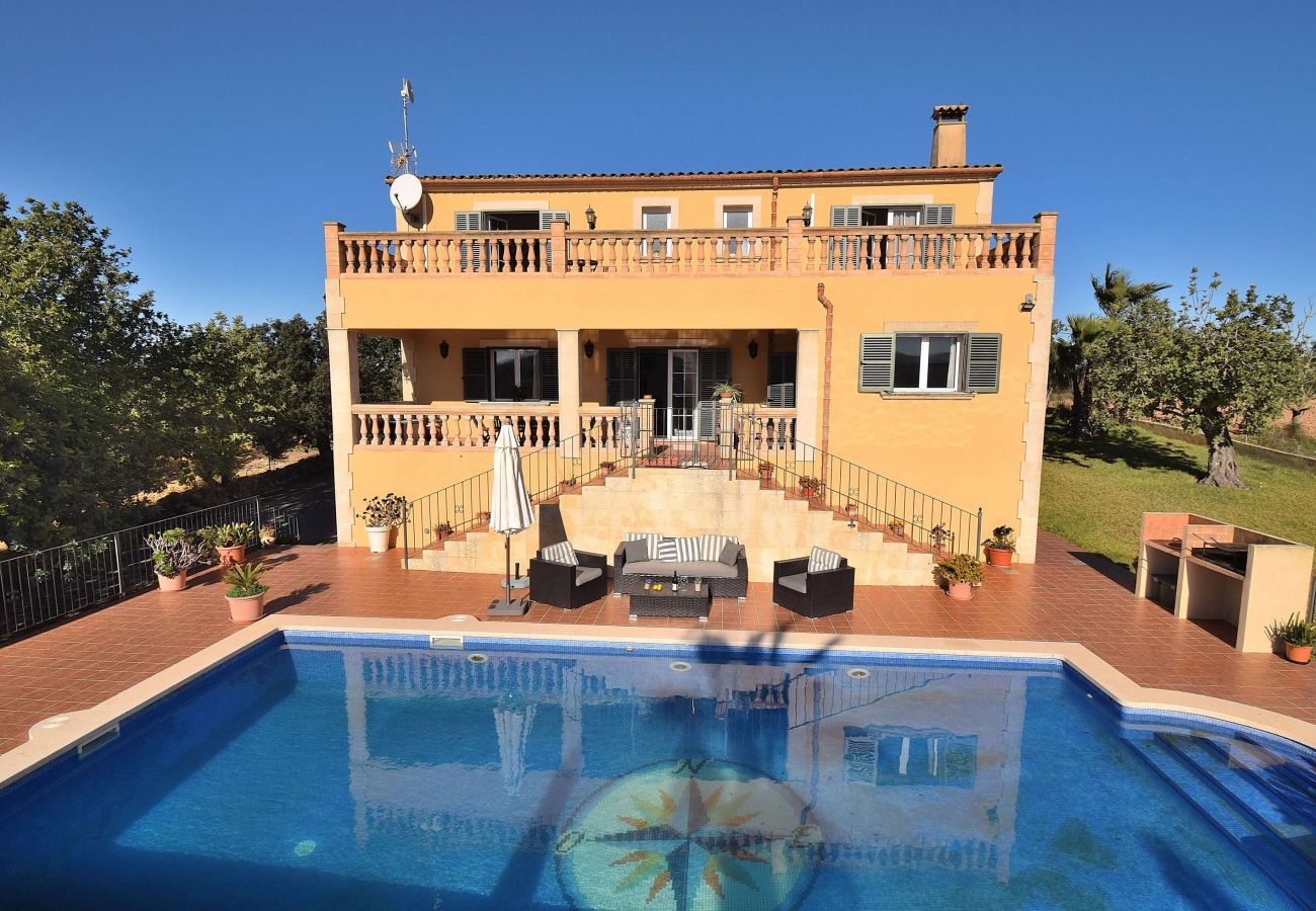 Особняк на Cas Concos - Can Claret Gran 176 maravillosa villa con piscina privada, gran terraza, aire acondicionado y WiFi