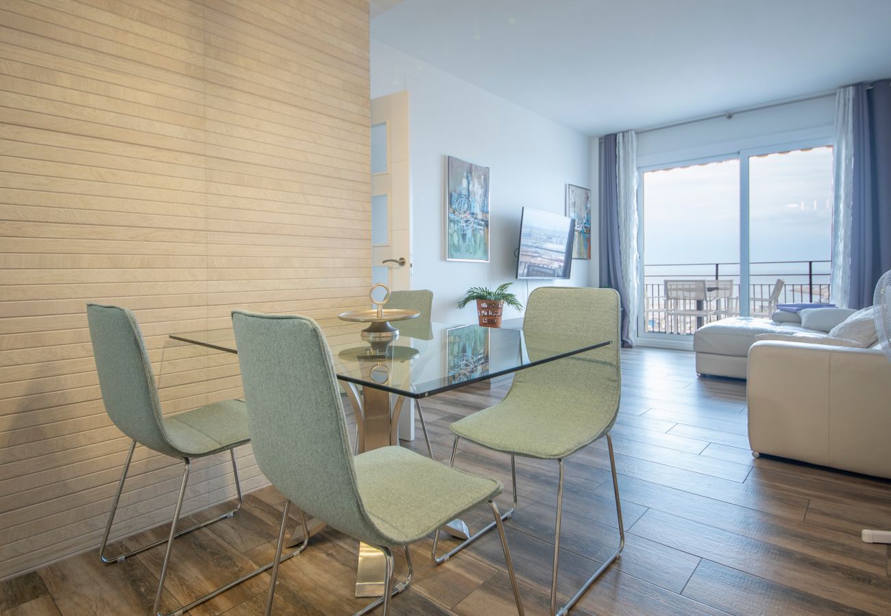 Апартаменты на Таррагона - TH139 Современная квартира в центре Таррагоны с видом на море